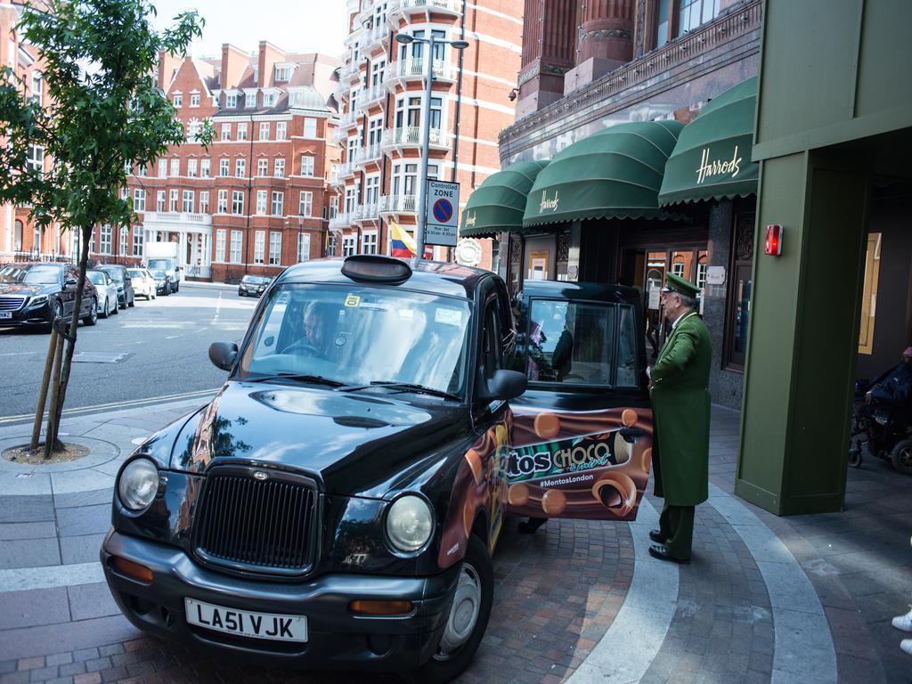 Luxton Apartments - Knightsbridge ลอนดอน ภายนอก รูปภาพ